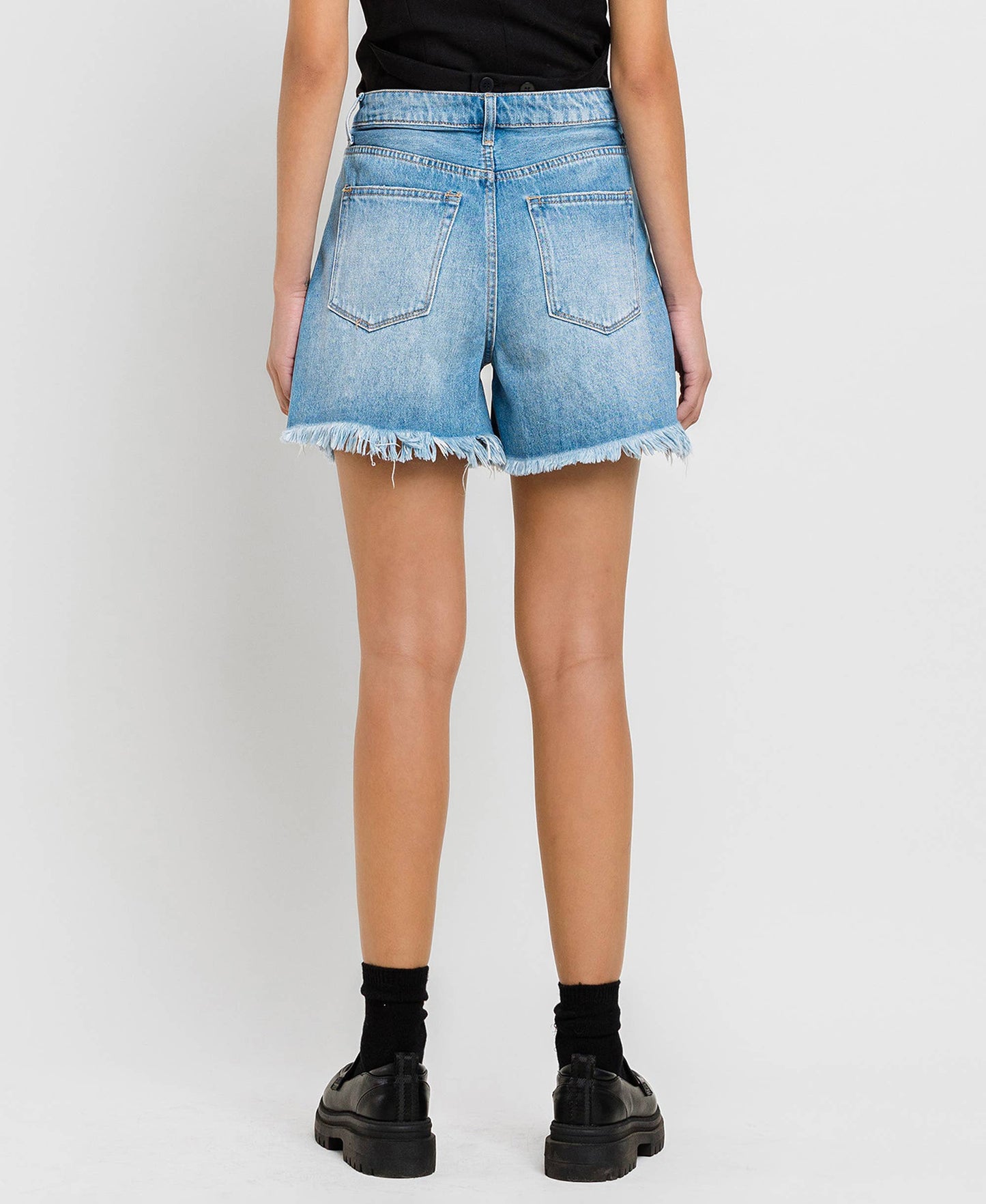 SUPER HIGH RISE PLEATS SHORTS
