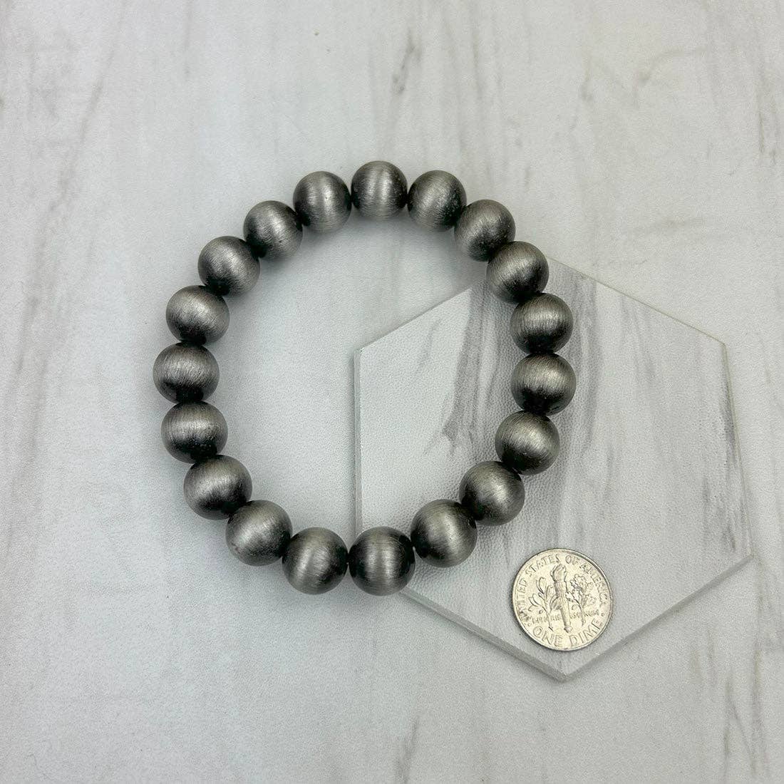 BR250120-22 12 mm stretch silver Navajo pearl beads Bracelet