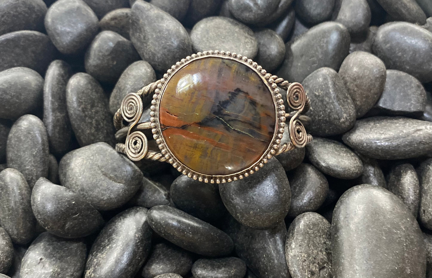 Agate and Silver Three Wire Swirl Bracelet