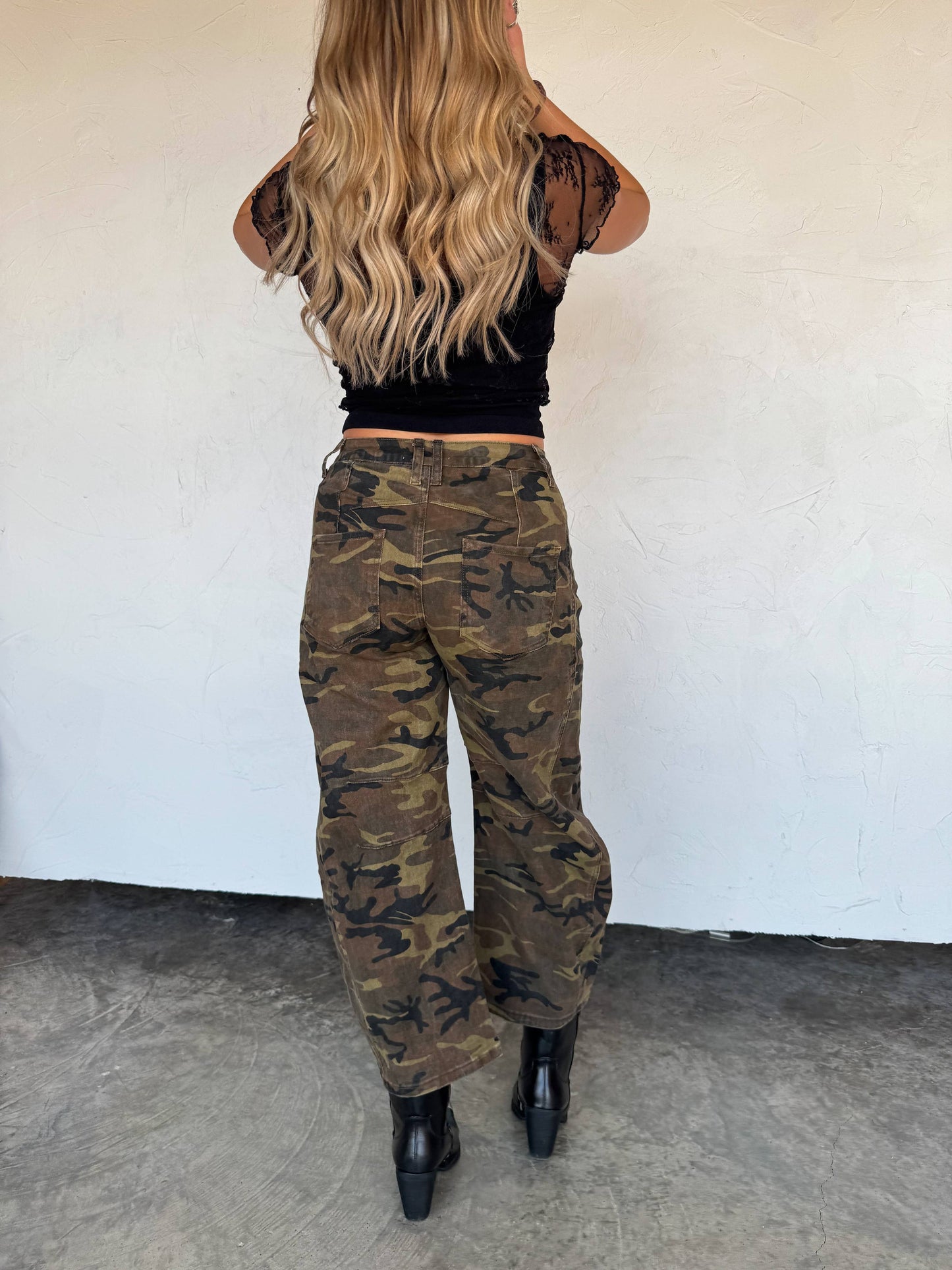BEX CAMO BARREL JEANS