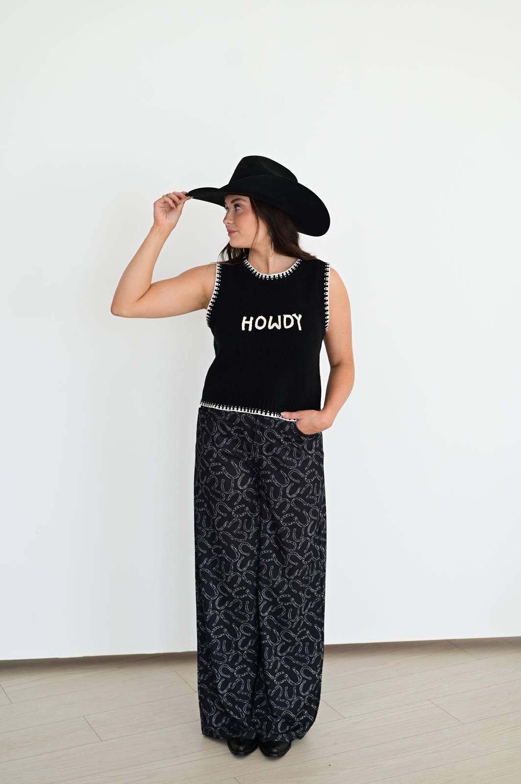 BLACK HORSE SHOE TROUSER PANT