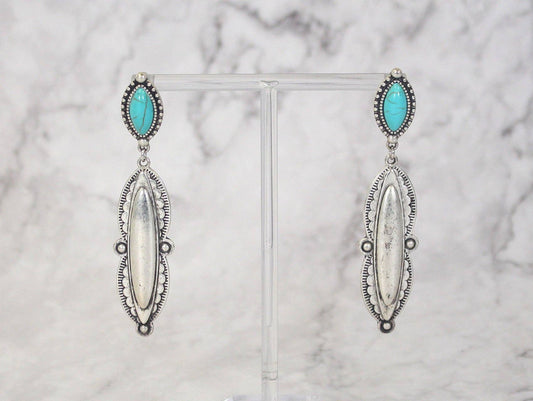 1308 H81 TURQ LONG OVAL CONCHO DANGLE ER