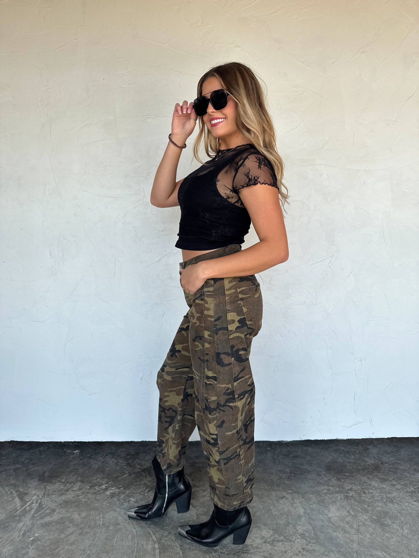 BEX CAMO BARREL JEANS