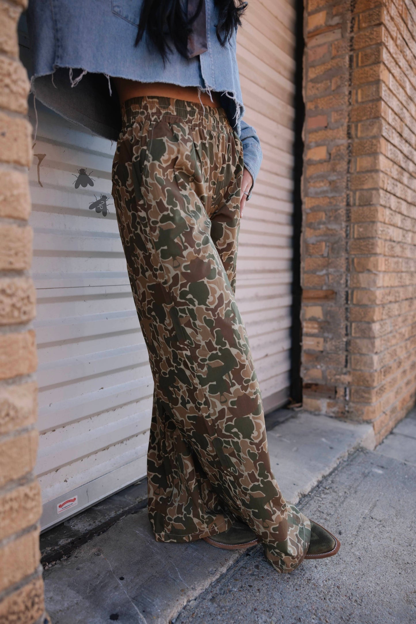 OFF THA TRACK *CAMO