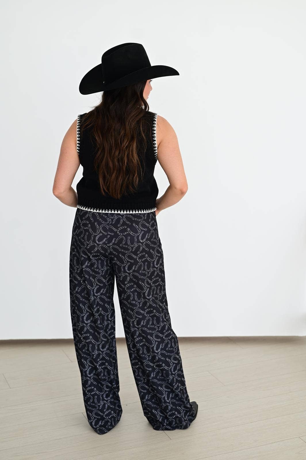 BLACK HORSE SHOE TROUSER PANT