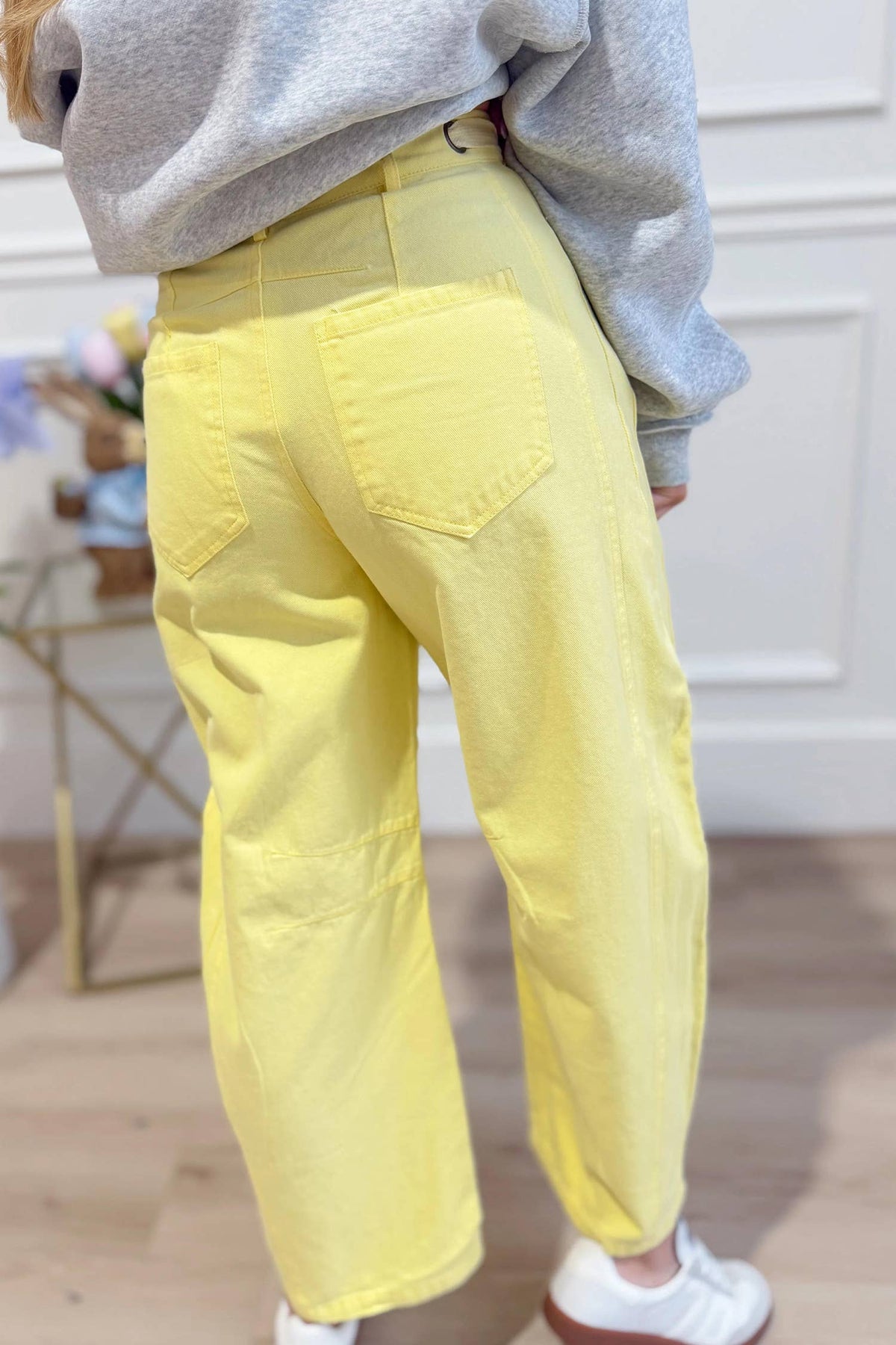 66 Mineral Washed Eyelet Belted Barrel Jeans