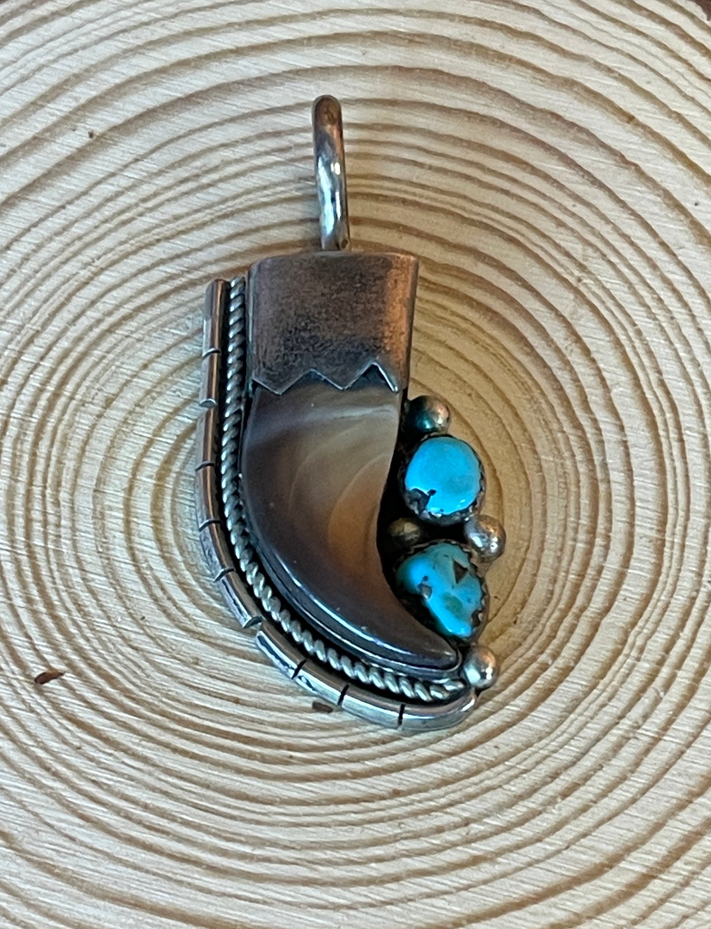 E Makers Mark Handmade Navajo Bear Claw and Sterling Pendant