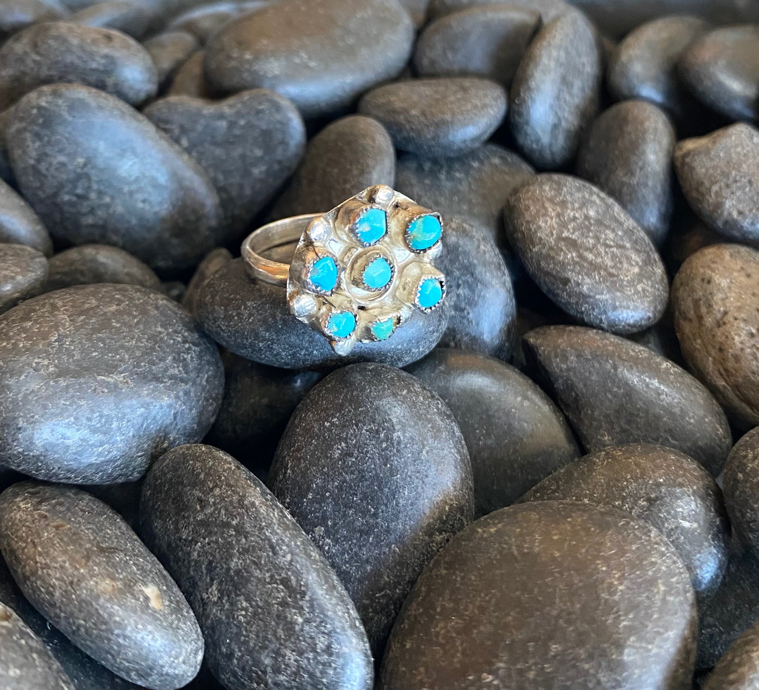 polygon ring | gokstone Images High Quality Grahic 7 Stone Dot Ring – Cast No Stone