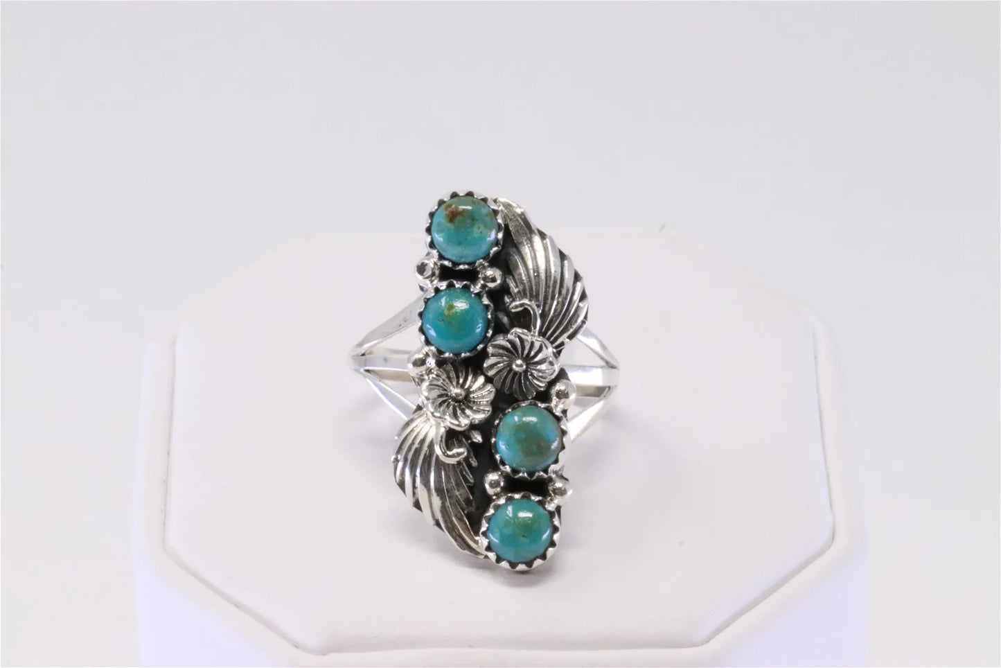 Unmarked Handmade Native American Sterling and Turquoise 4 Stone Ring