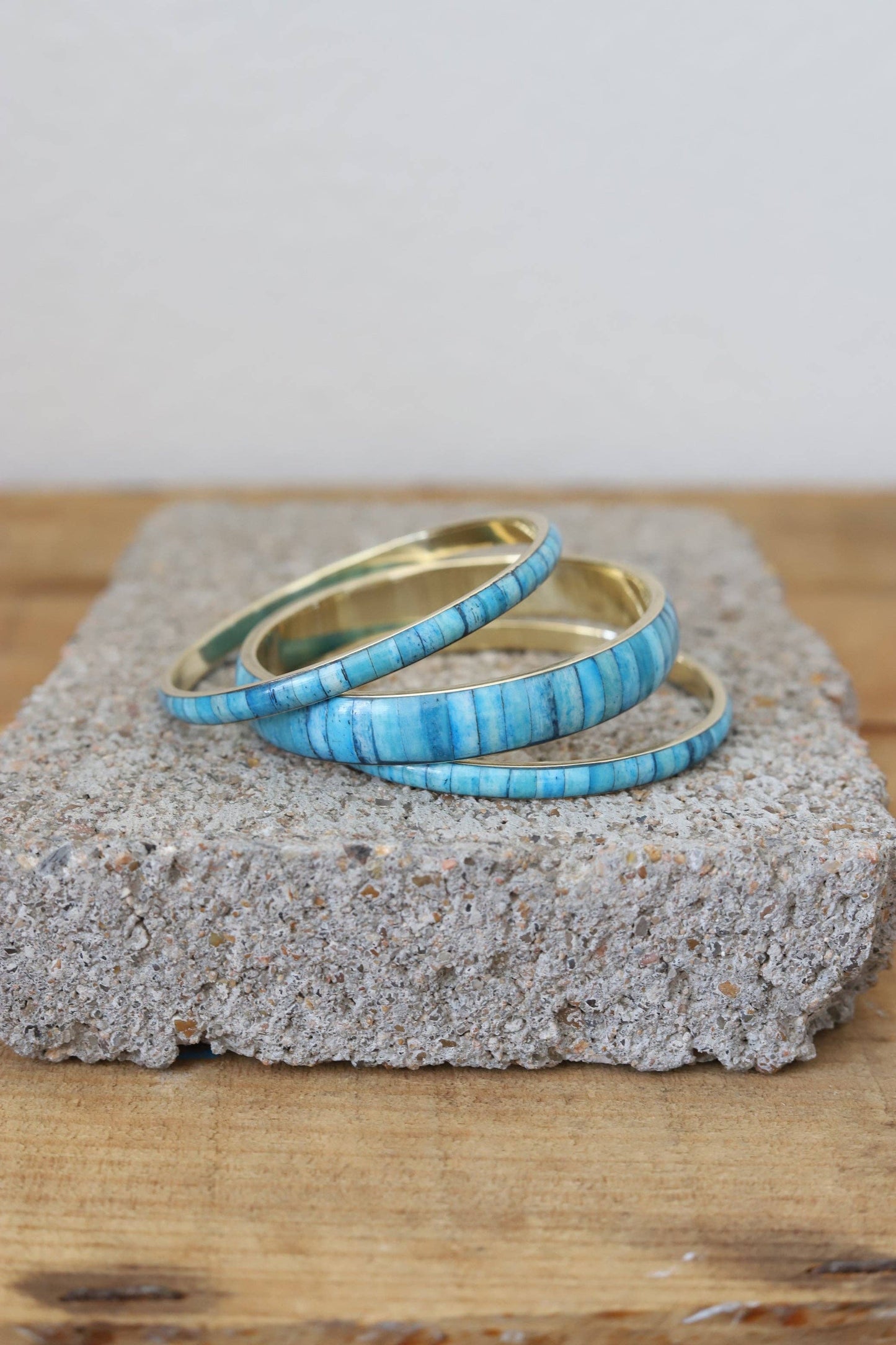 12241 RA3 Turquoise Inlay Gold Bangle Set