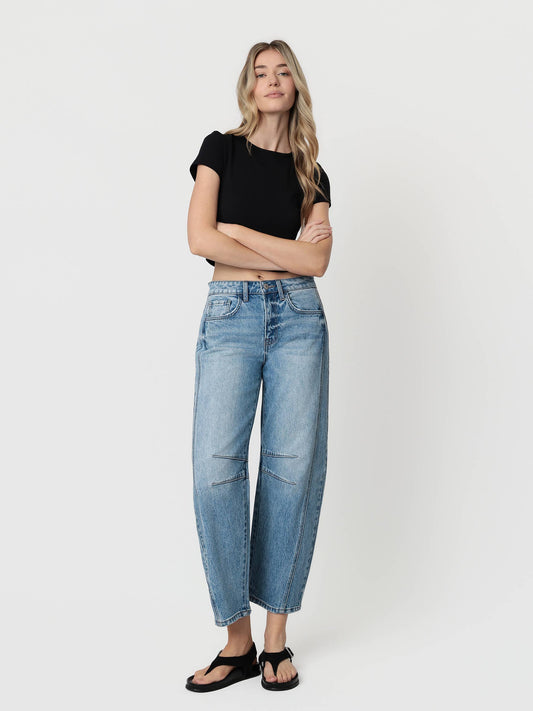 HIGH RISE DART STRUCTURED FIT BARREL LEG JEANS