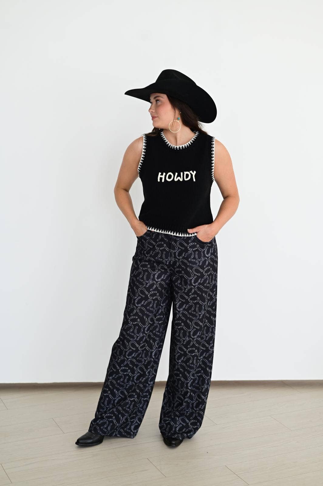 BLACK HORSE SHOE TROUSER PANT